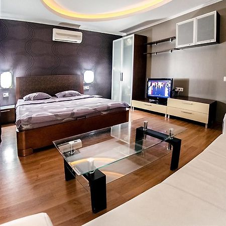 Hotrent City Киев Экстерьер фото