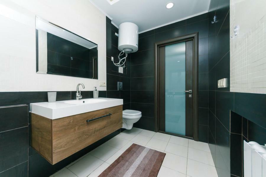 Hotrent City Киев Экстерьер фото