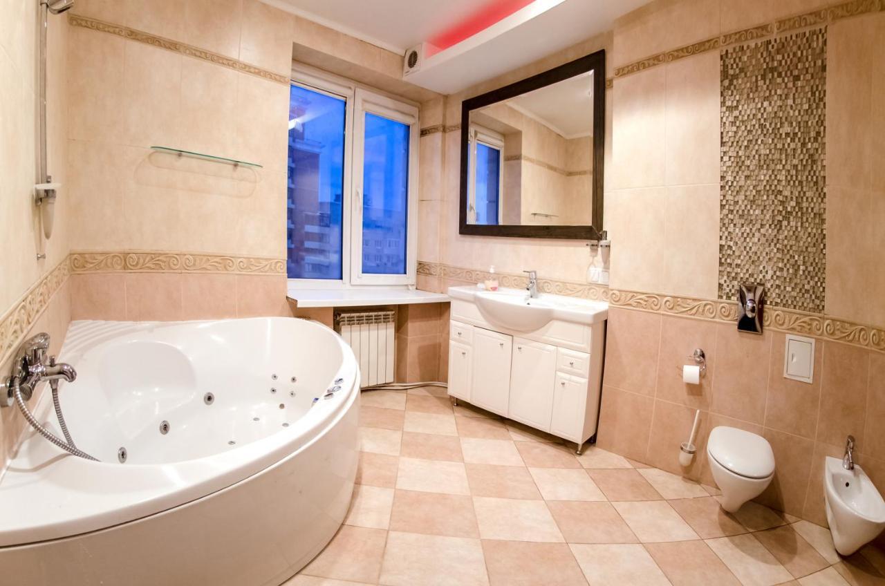 Hotrent City Киев Экстерьер фото